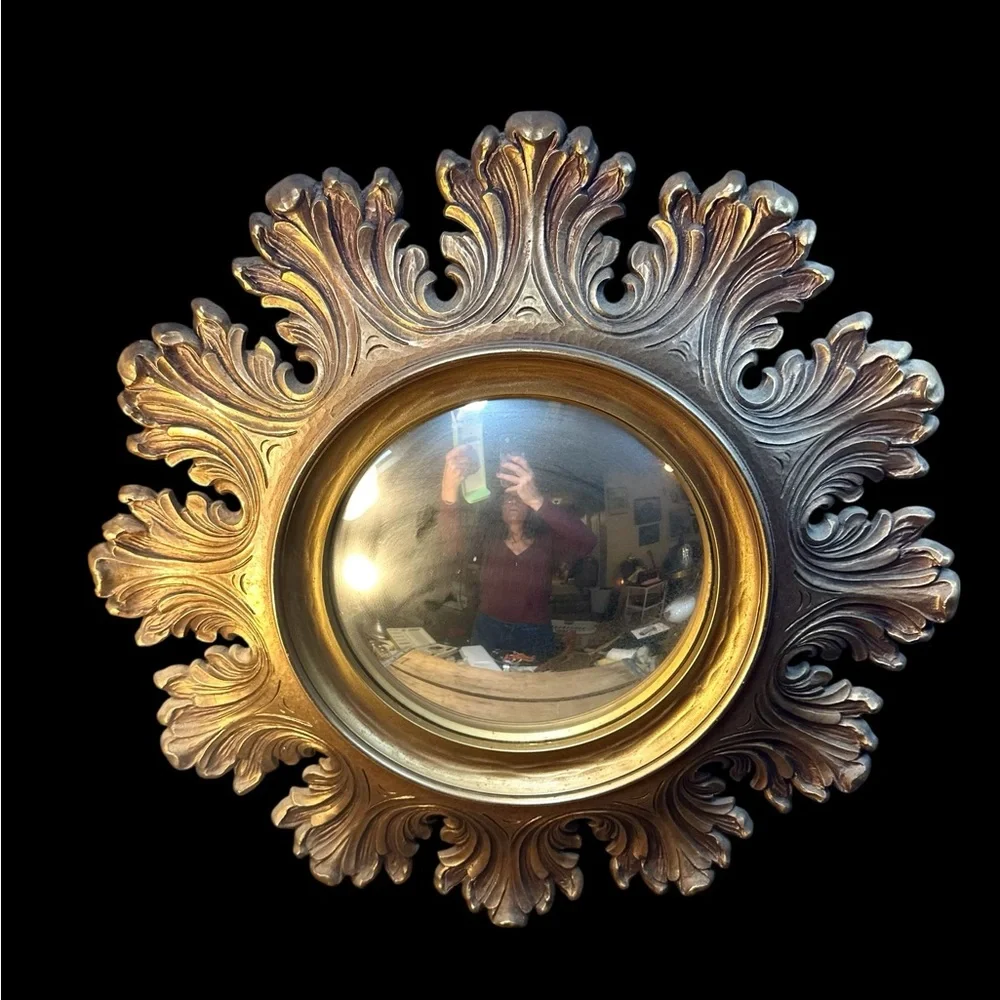 Stunning Vintage Syroco Gold Mirror